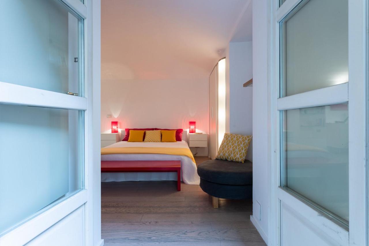 Red Studio Near Porta Nuova By Wonderful Italy 토리노 외부 사진