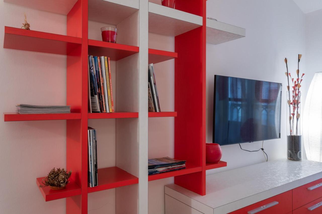 Red Studio Near Porta Nuova By Wonderful Italy 토리노 외부 사진