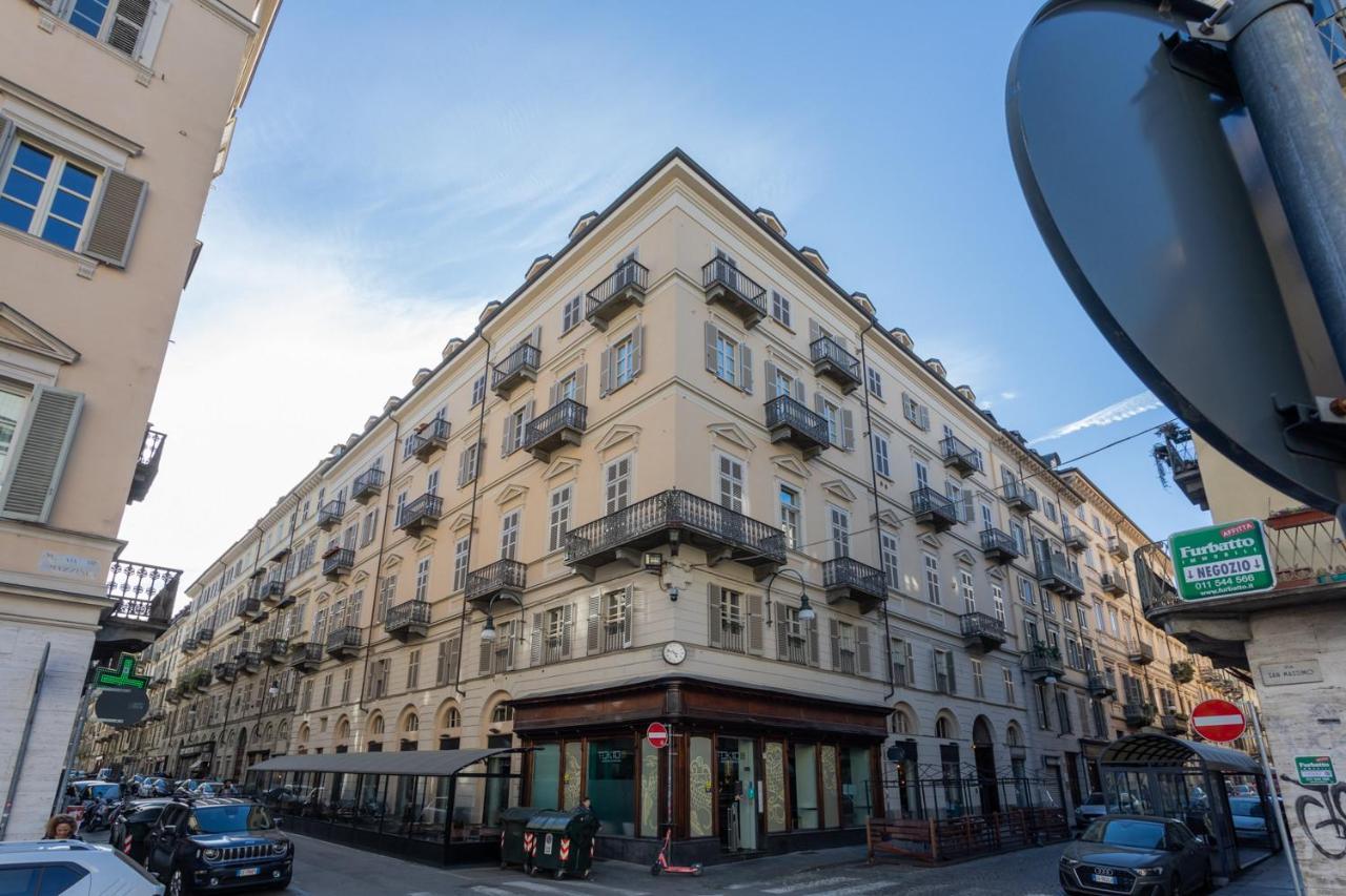 Red Studio Near Porta Nuova By Wonderful Italy 토리노 외부 사진
